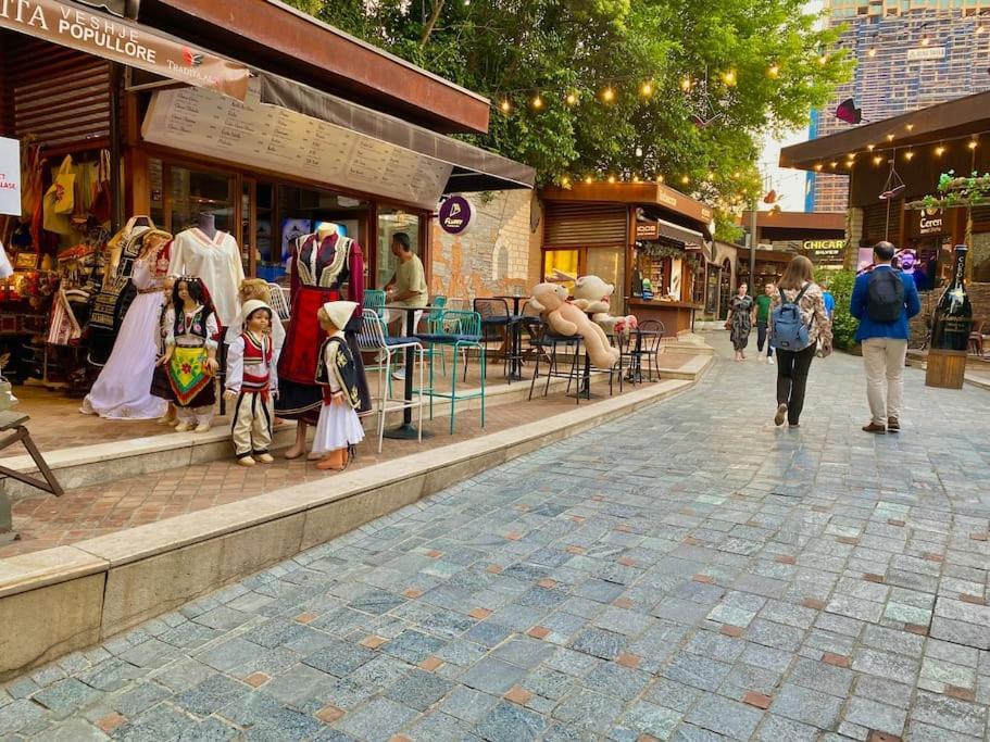 City Centre Big Art'Partment Heart Of The Capital Тирана Екстериор снимка