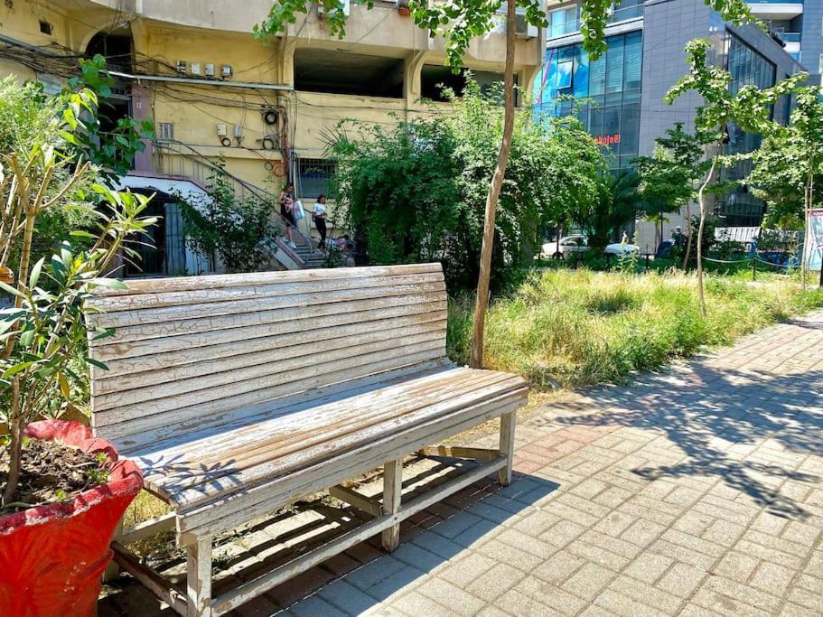 City Centre Big Art'Partment Heart Of The Capital Тирана Екстериор снимка