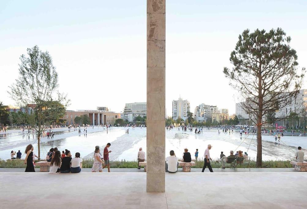 City Centre Big Art'Partment Heart Of The Capital Тирана Екстериор снимка